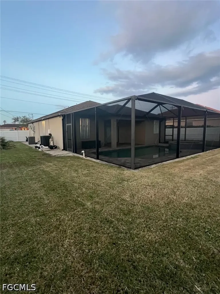 304 SW Trafalgar Parkway Cape Coral FL 33991