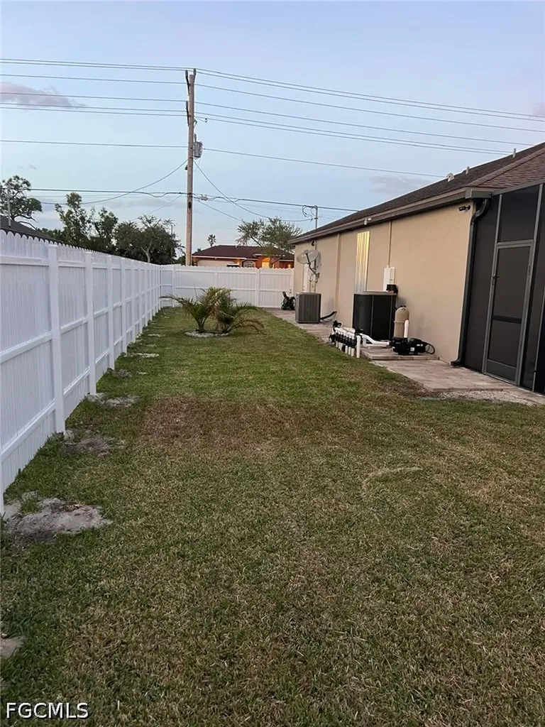 304 SW Trafalgar Parkway Cape Coral FL 33991