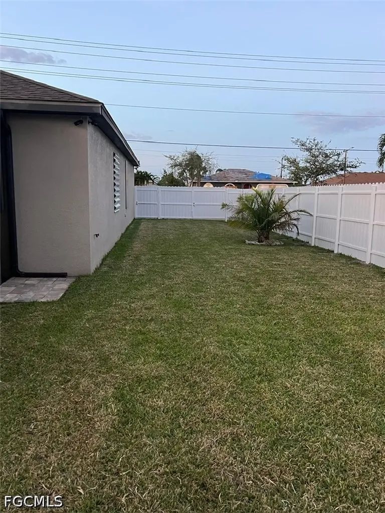 304 SW Trafalgar Parkway Cape Coral FL 33991