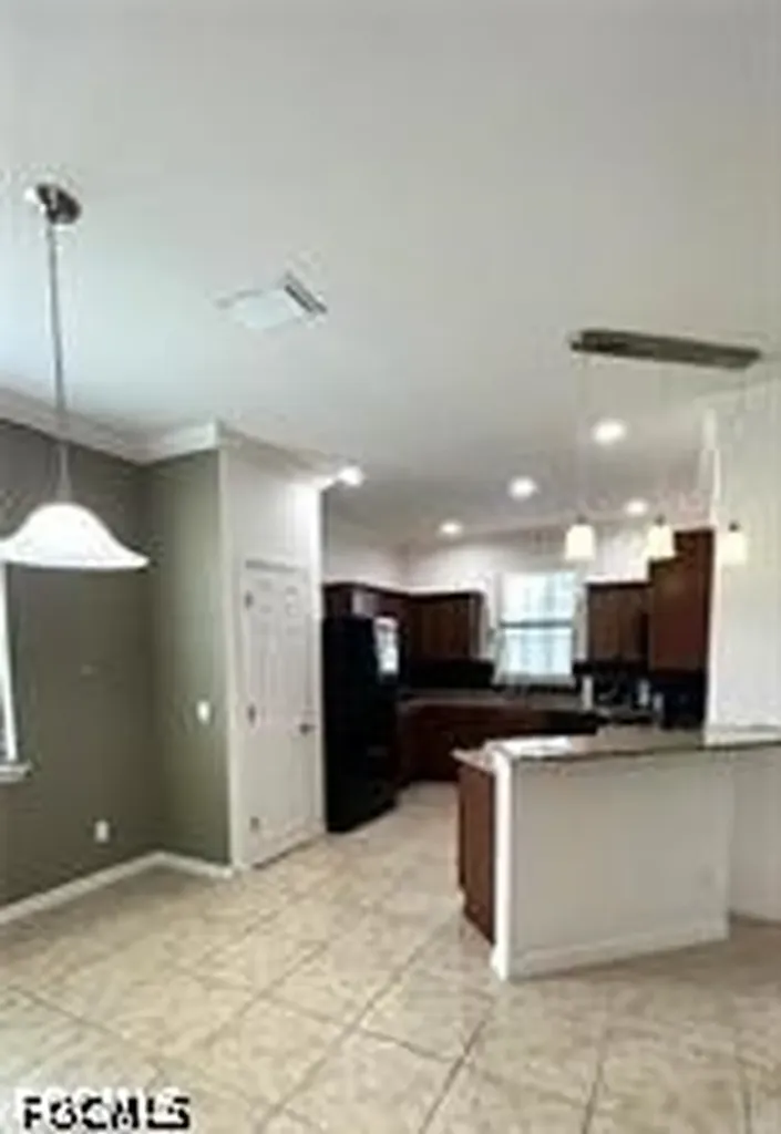 304 SW Trafalgar Parkway Cape Coral FL 33991