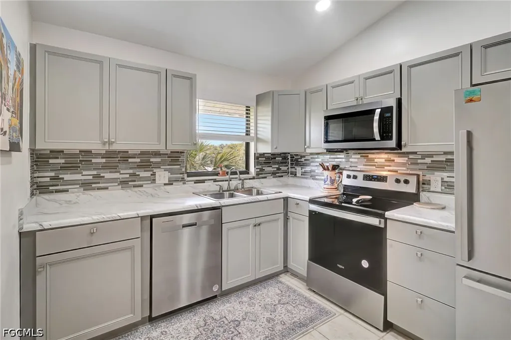 13288 White Marsh Lane Fort Myers FL 33912