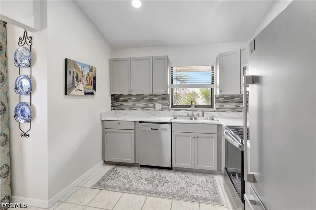 13288 White Marsh Lane Fort Myers FL 33912