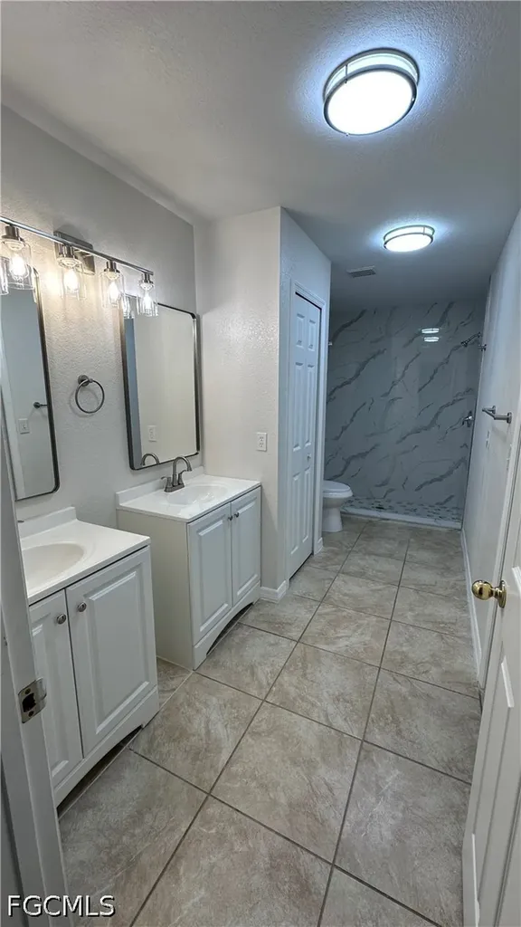 213 SE 24th Avenue Cape Coral FL 33990
