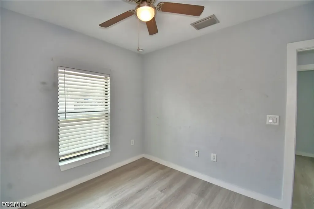 713/715 W 12th Street Lehigh Acres FL 33972