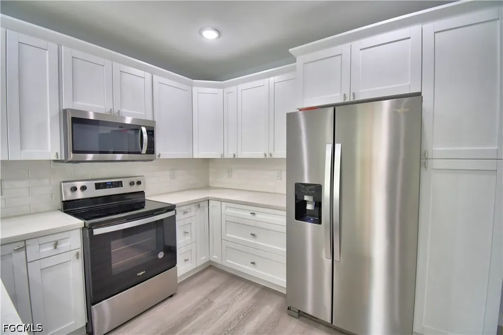 713/715 W 12th Street Lehigh Acres FL 33972