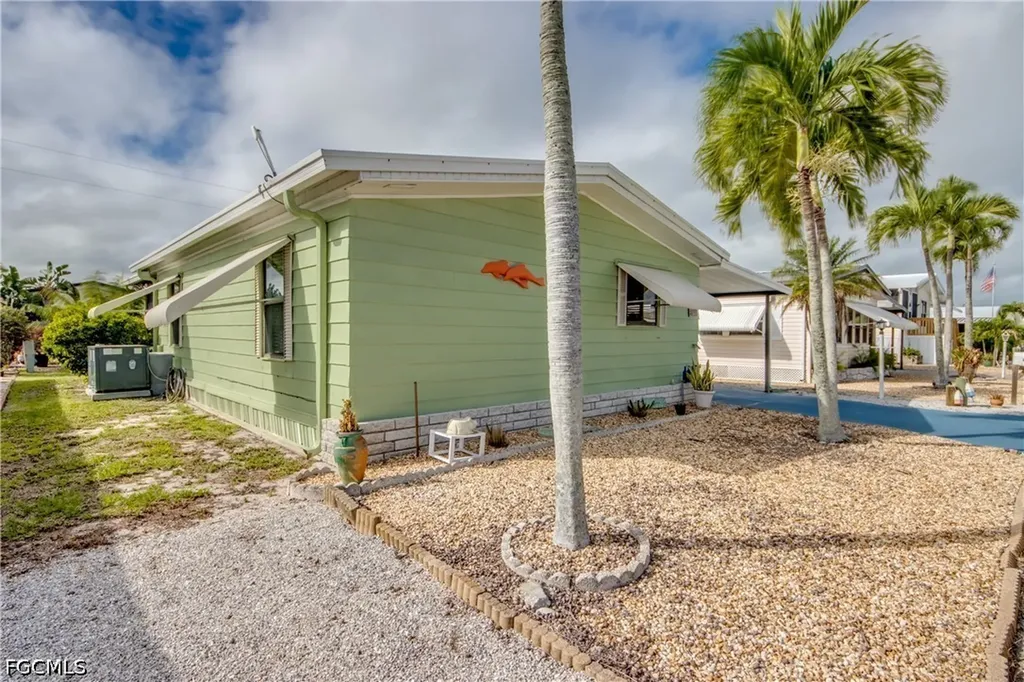 4955 Porky Lane St. James City FL 33956