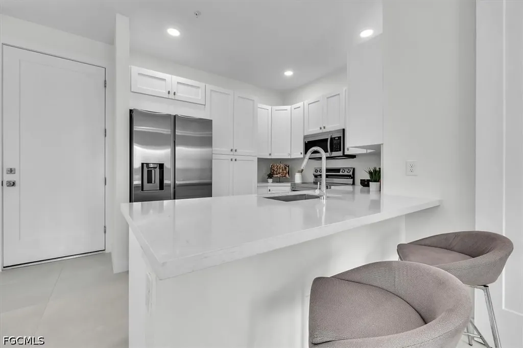 3527 Country Club Boulevard Cape Coral FL 33904