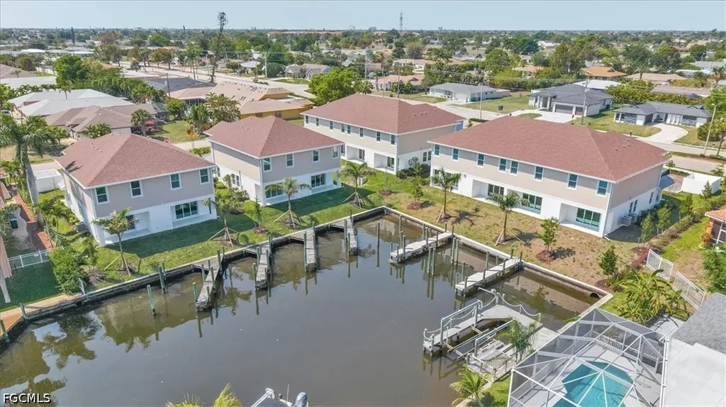 3527 Country Club Boulevard Cape Coral FL 33904