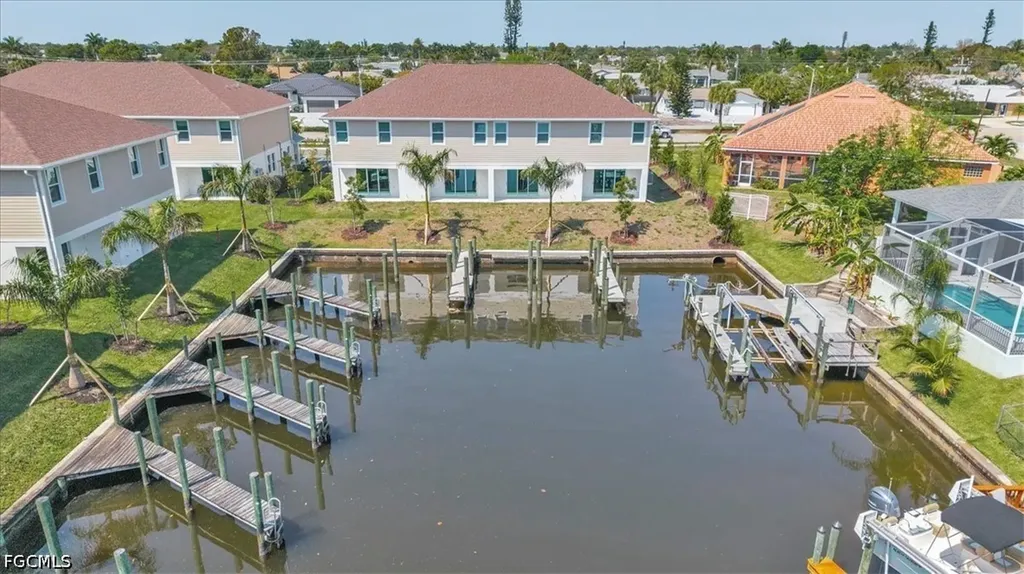 3527 Country Club Boulevard Cape Coral FL 33904
