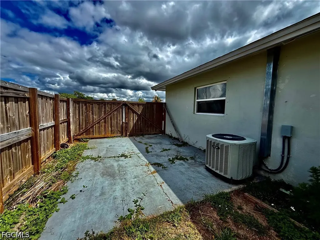 720 Shadyside Street Lehigh Acres FL 33936