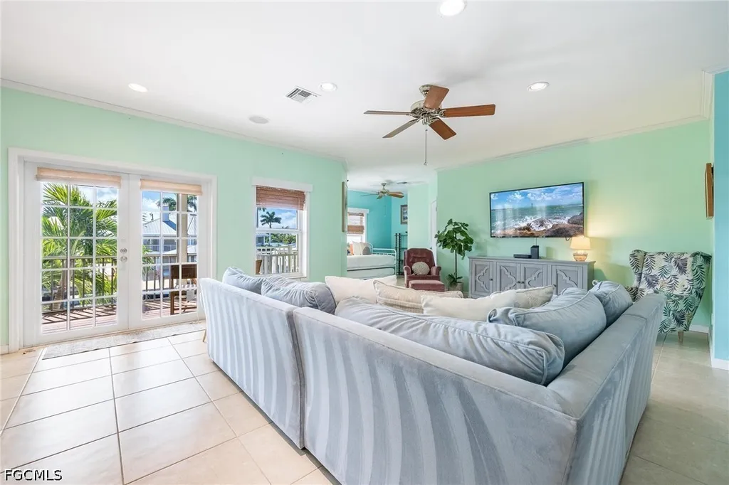 2761 Geary Street Matlacha FL 33993