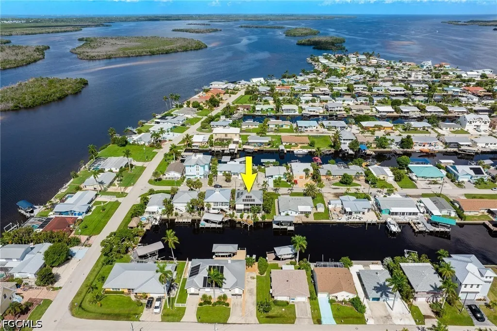 2761 Geary Street Matlacha FL 33993