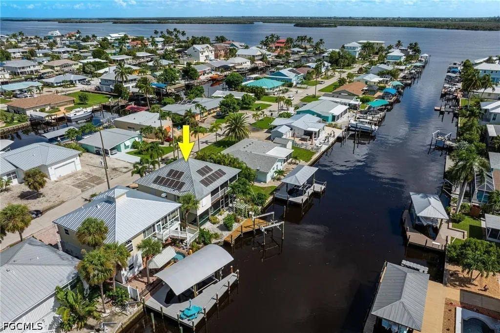 2761 Geary Street Matlacha FL 33993