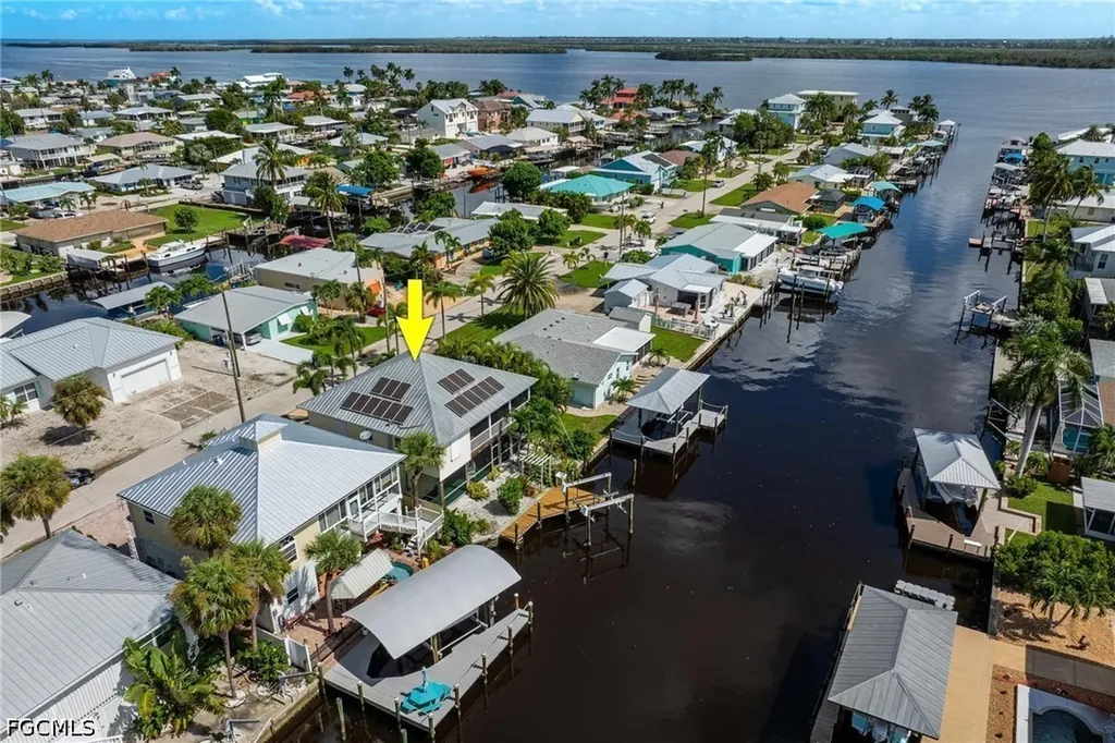 2761 Geary Street Matlacha FL 33993