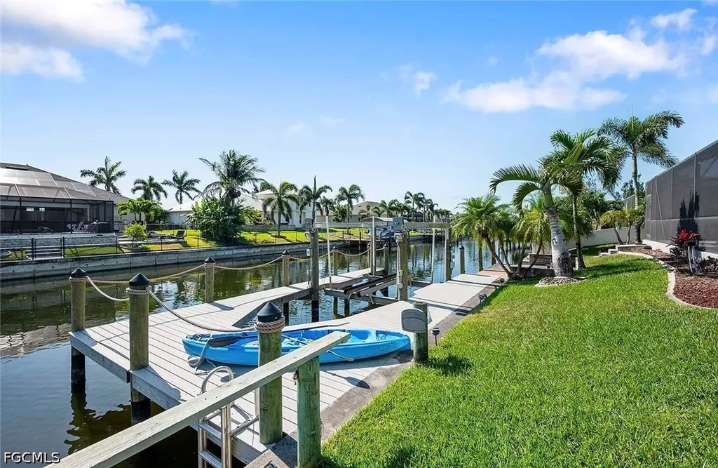 4005 SW 17th Place Cape Coral FL 33914