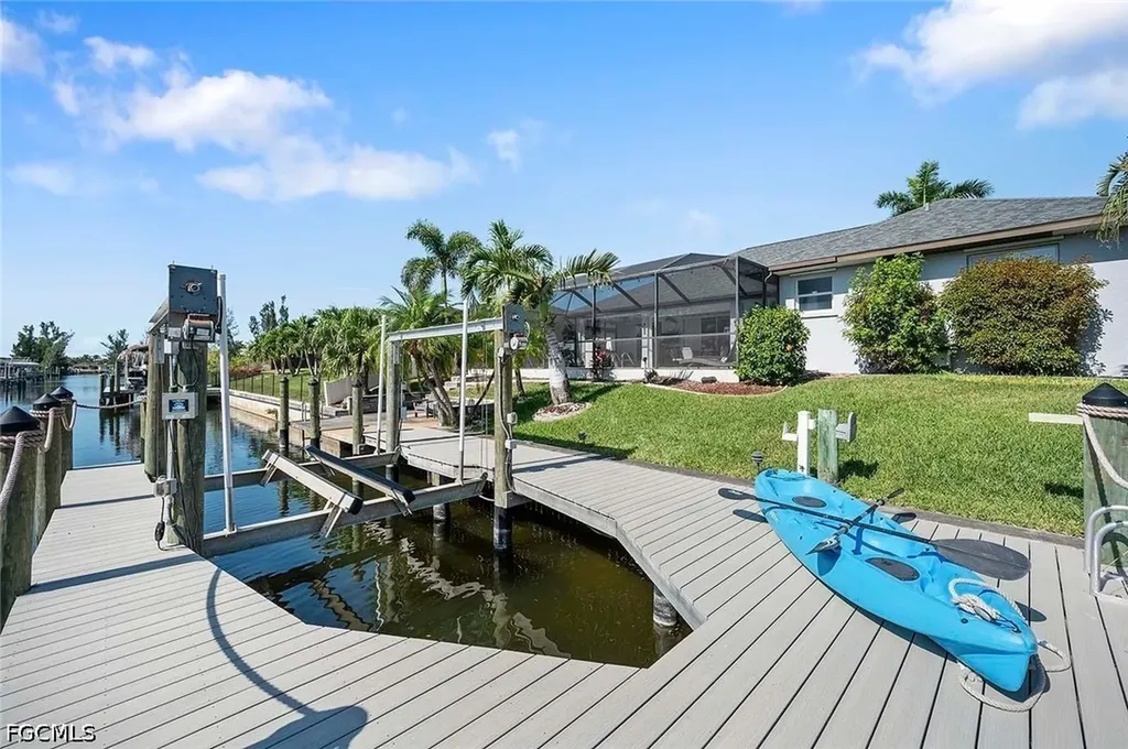 4005 SW 17th Place Cape Coral FL 33914