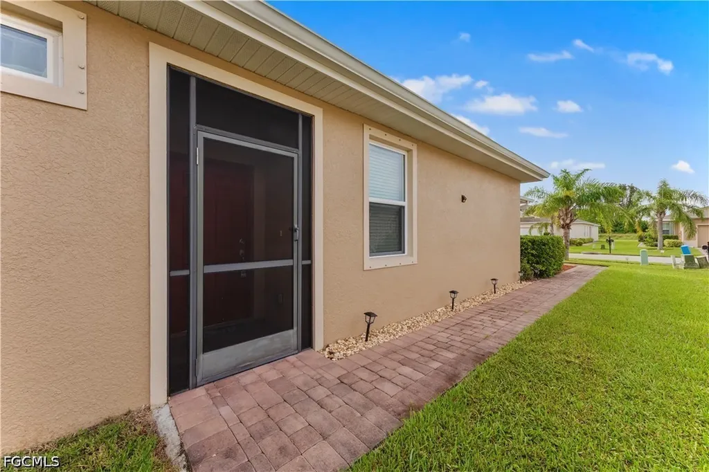 10781 Crossback Lane Lehigh Acres FL 33936