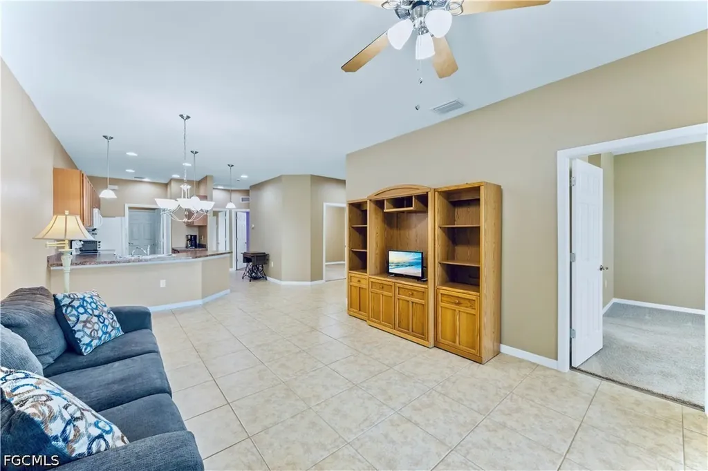10781 Crossback Lane Lehigh Acres FL 33936