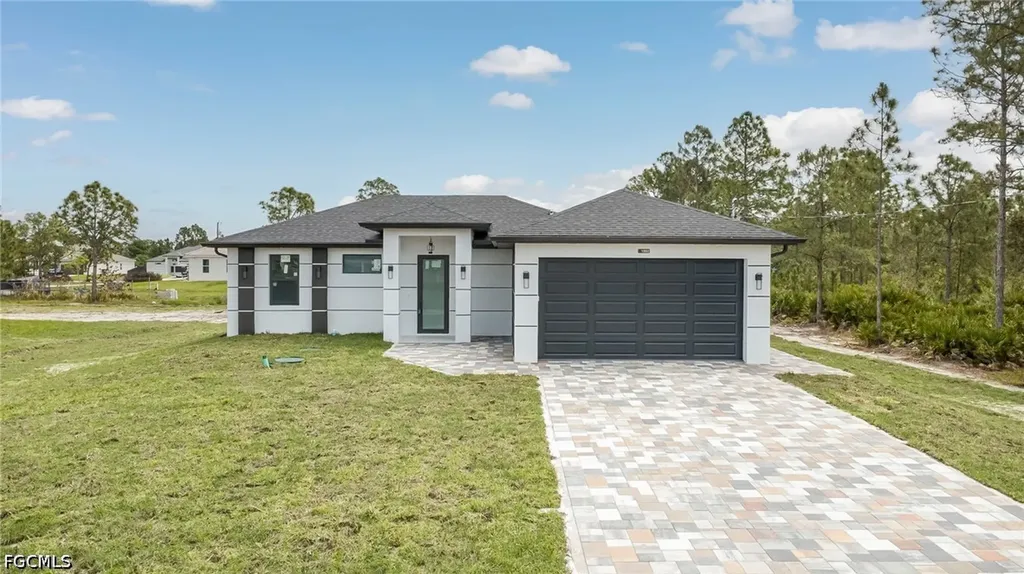 1002 Pine Avenue Lehigh Acres FL 33972