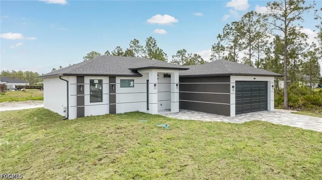 1002 Pine Avenue Lehigh Acres FL 33972