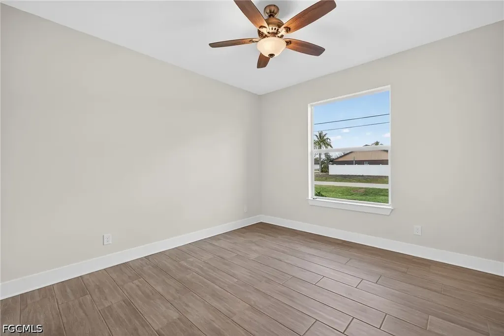 1022 SW 15th Avenue Cape Coral FL 33991
