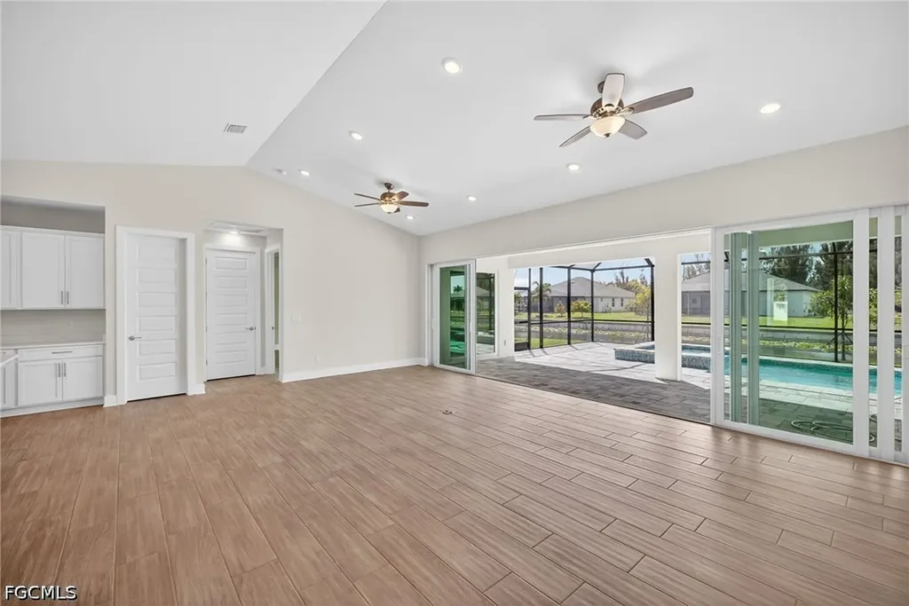 1022 SW 15th Avenue Cape Coral FL 33991