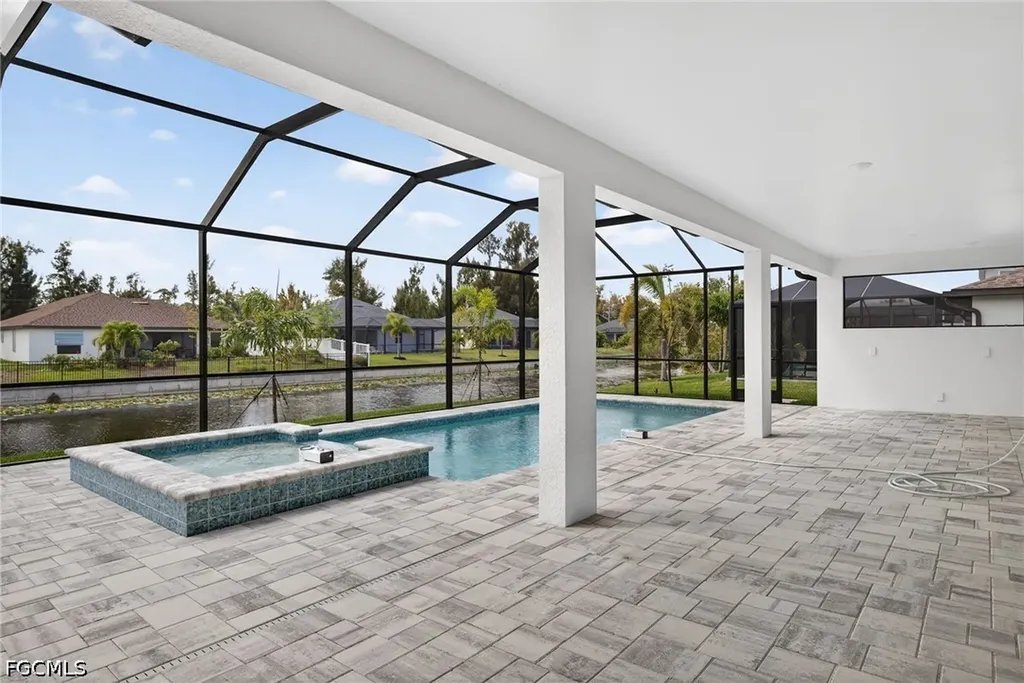 1022 SW 15th Avenue Cape Coral FL 33991