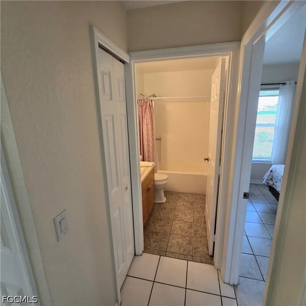 308 NW 20th Terrace Cape Coral FL 33993