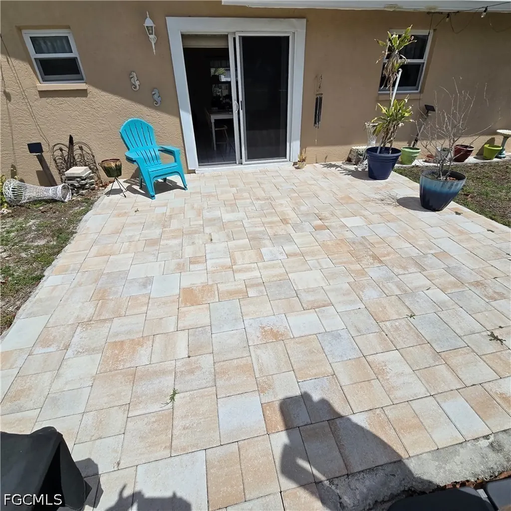 308 NW 20th Terrace Cape Coral FL 33993