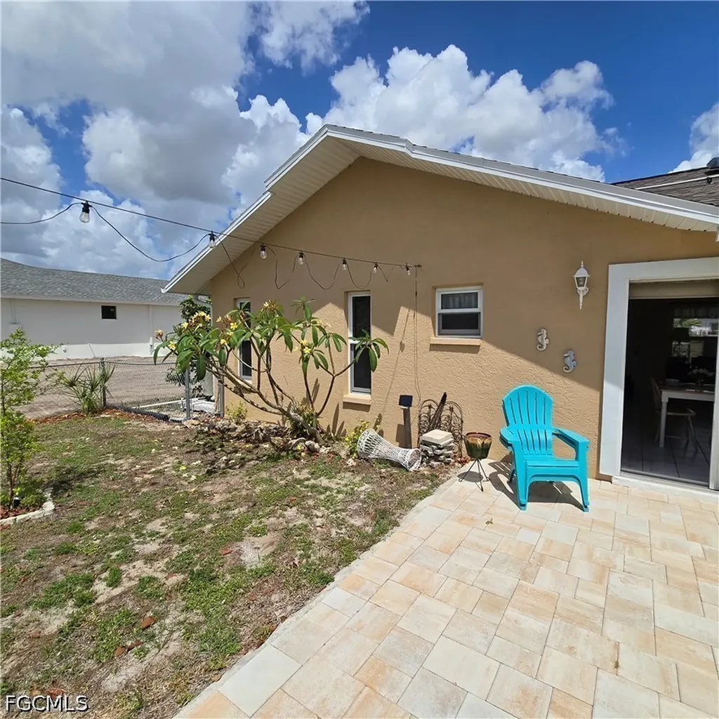 308 NW 20th Terrace Cape Coral FL 33993