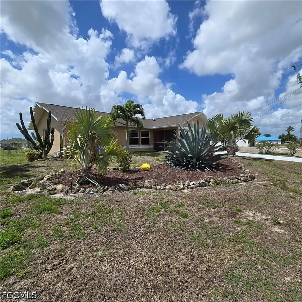 308 NW 20th Terrace Cape Coral FL 33993