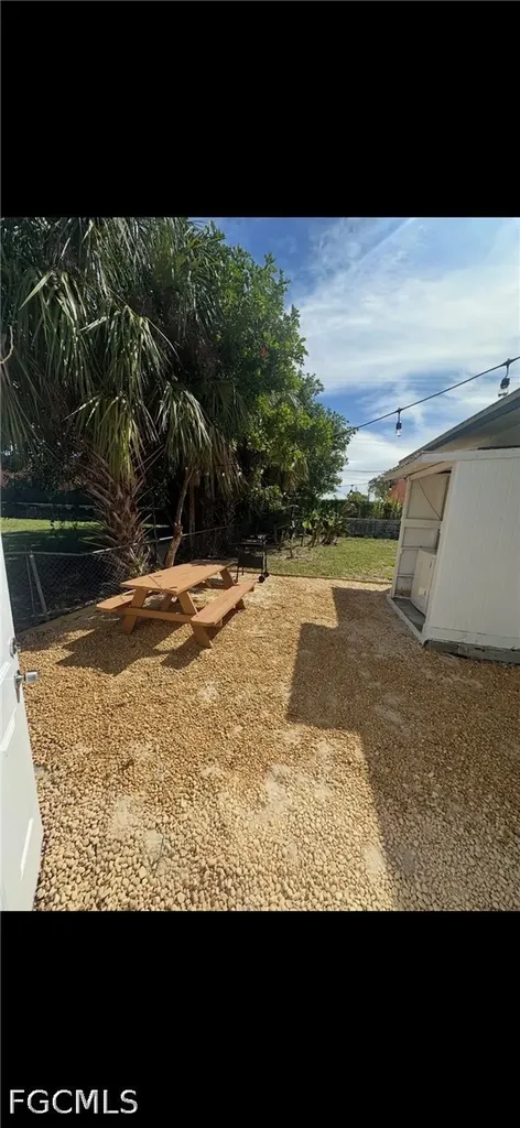 3067 Royal Palm Avenue Fort Myers FL 33901