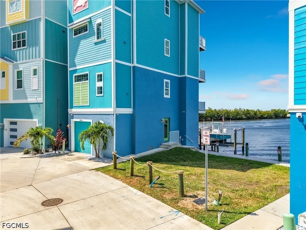 5838 Shell Cove Drive Cape Coral FL 33914