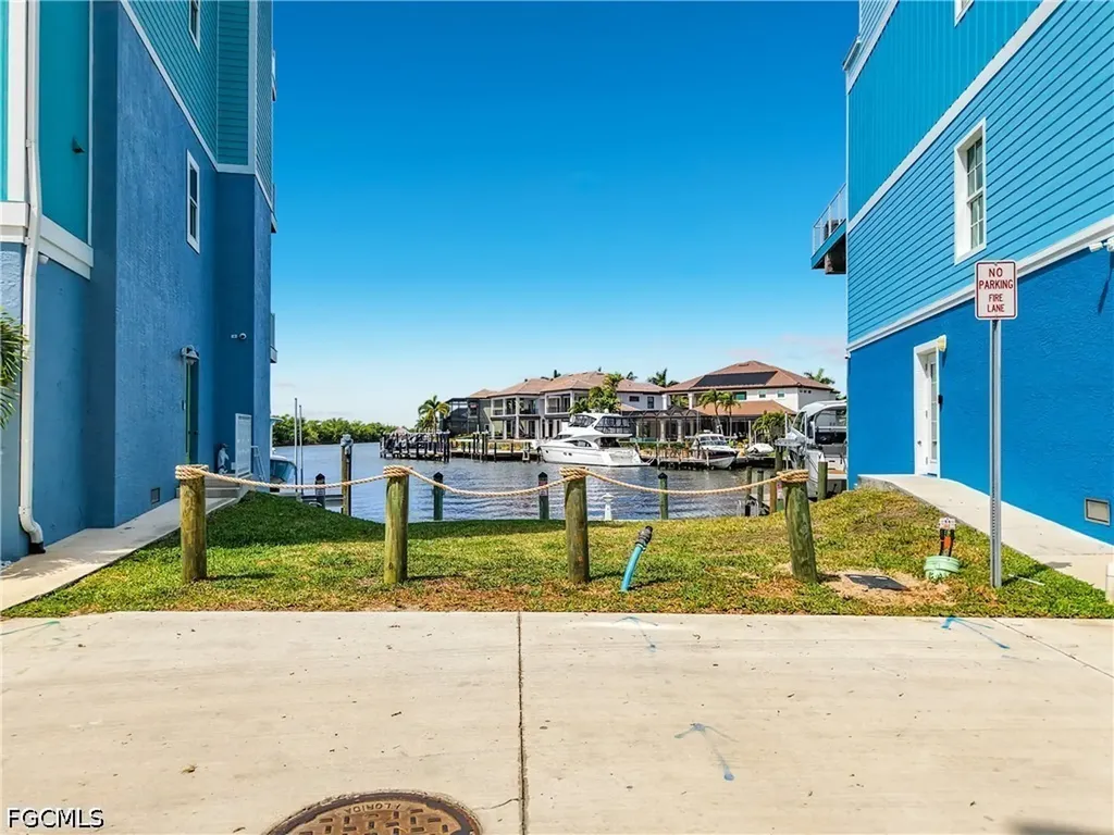 5838 Shell Cove Drive Cape Coral FL 33914