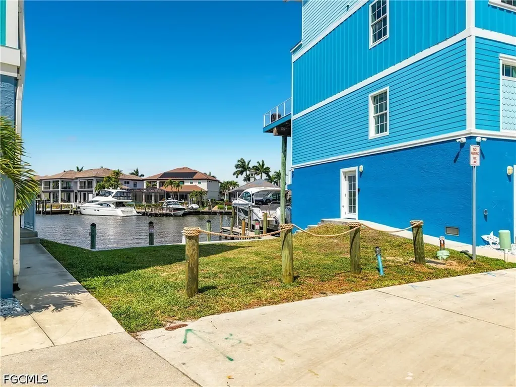 5838 Shell Cove Drive Cape Coral FL 33914
