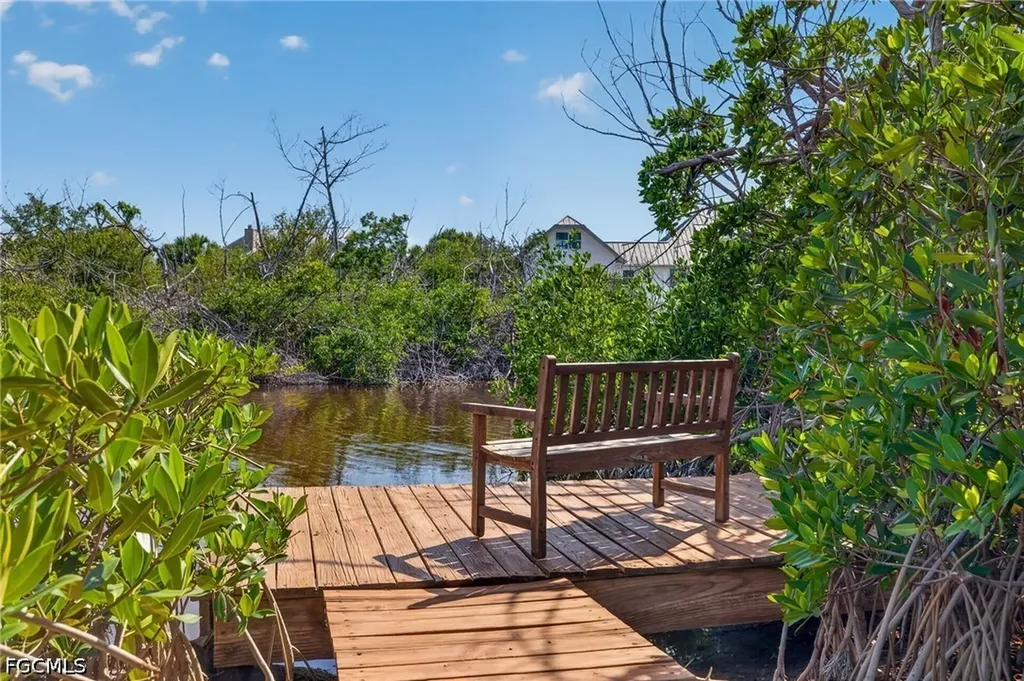 4556 Bowen Bayou Road Sanibel FL 33957