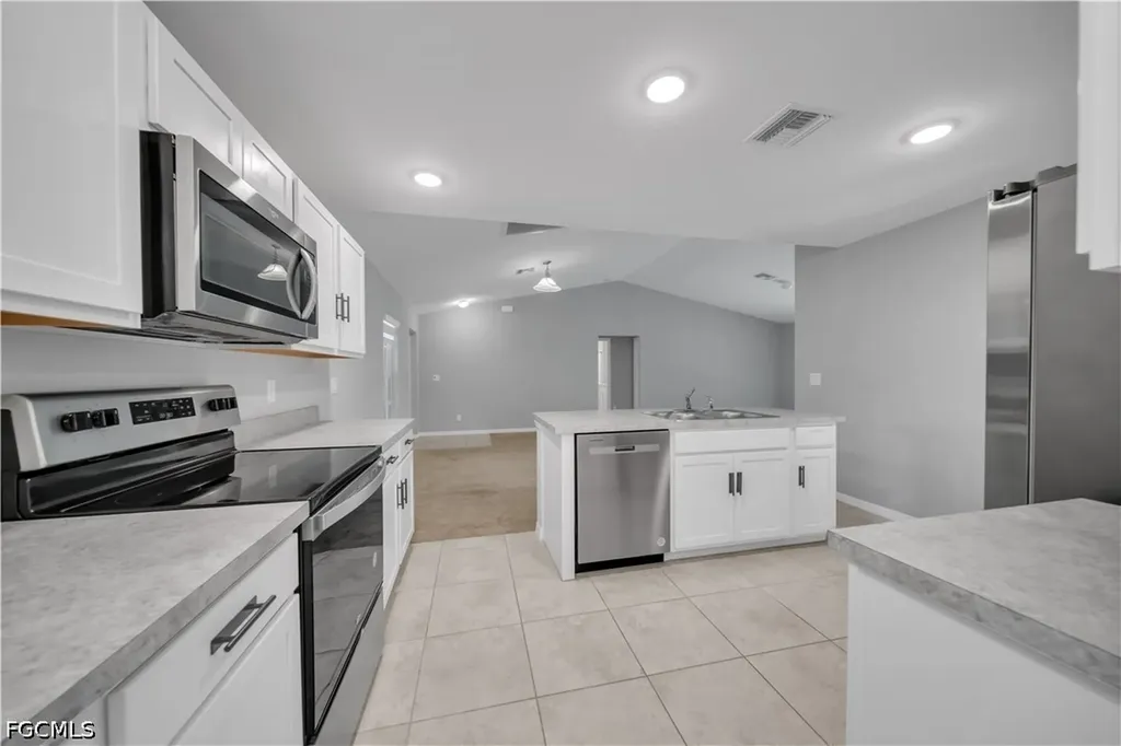 2617 53rd Street W Lehigh Acres FL 33971