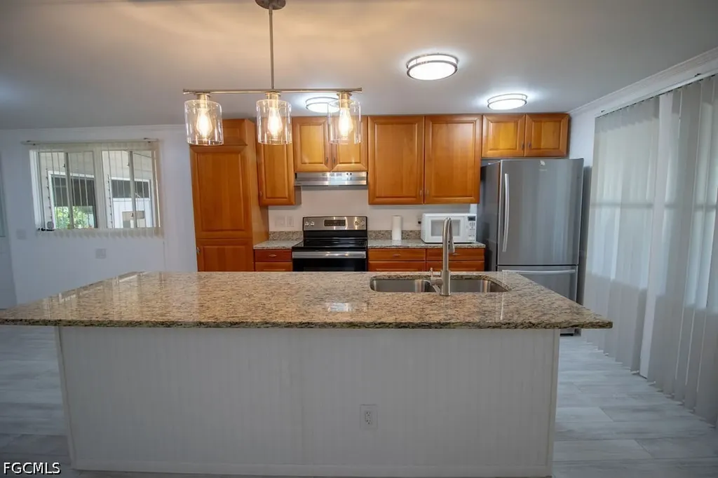 5506 Virginia Dare Lane North Fort Myers FL 33917