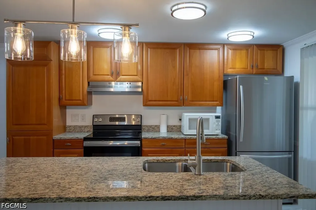 5506 Virginia Dare Lane North Fort Myers FL 33917