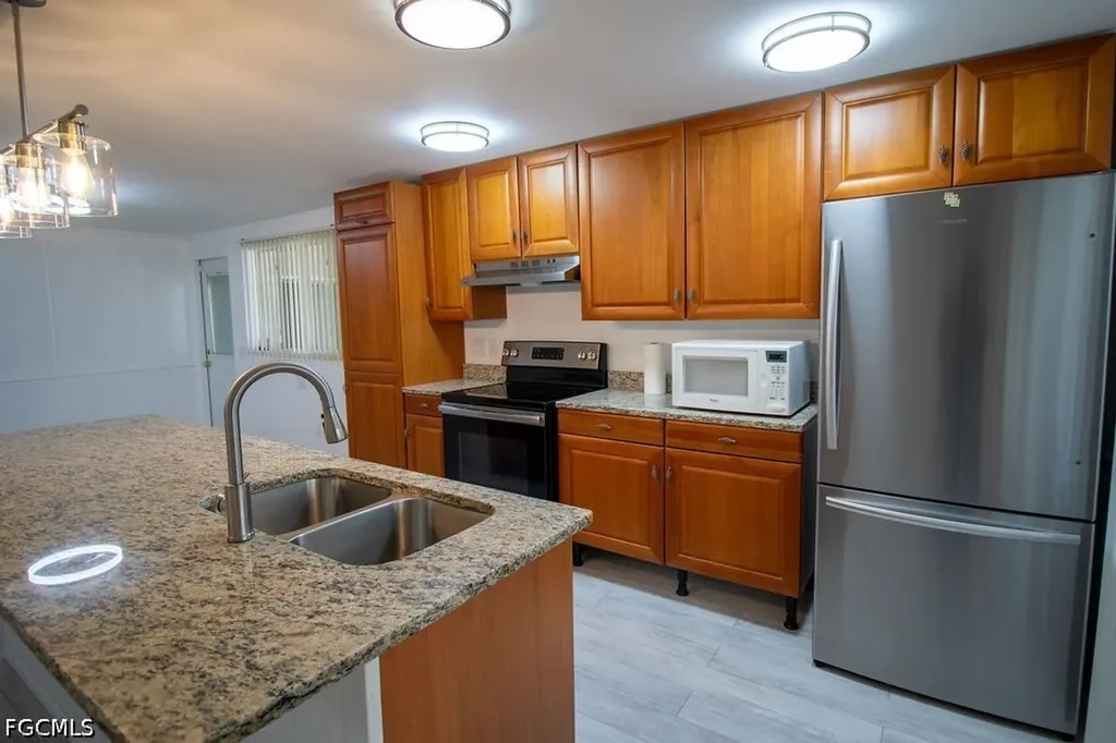 5506 Virginia Dare Lane North Fort Myers FL 33917