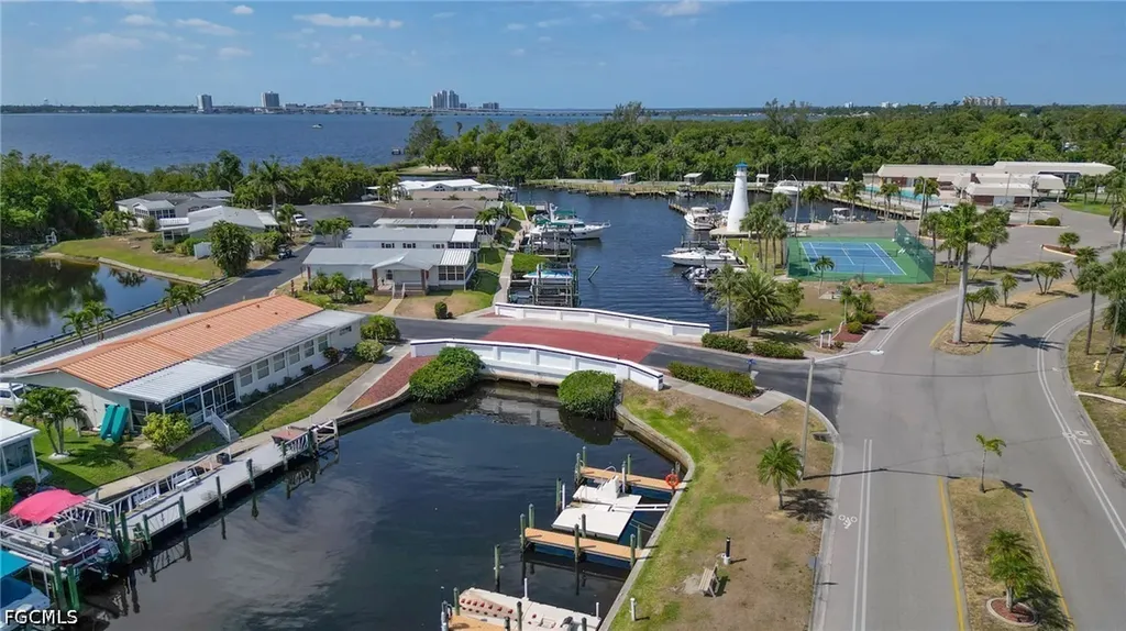 5506 Virginia Dare Lane North Fort Myers FL 33917