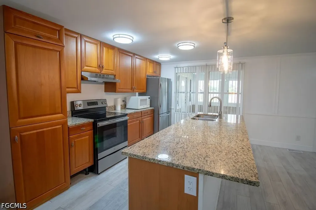 5506 Virginia Dare Lane North Fort Myers FL 33917