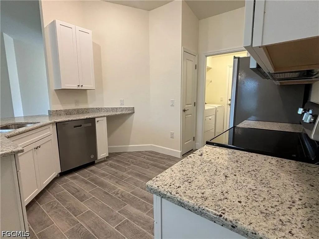 2711 20th Street SW Lehigh Acres FL 33976