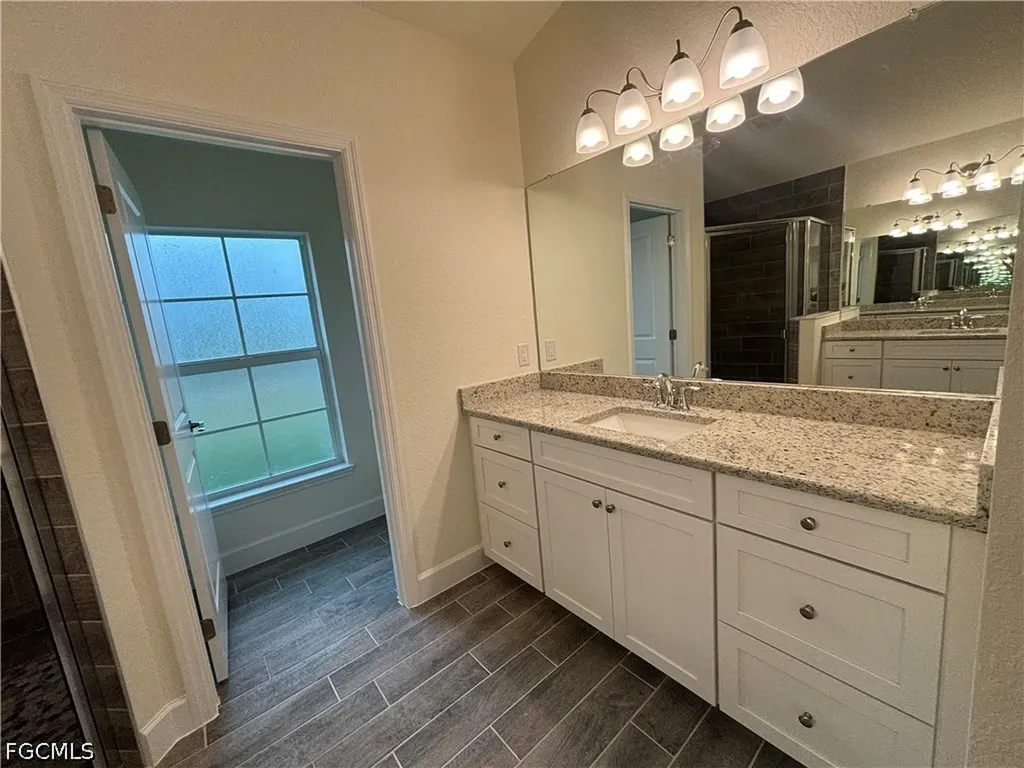 2711 20th Street SW Lehigh Acres FL 33976