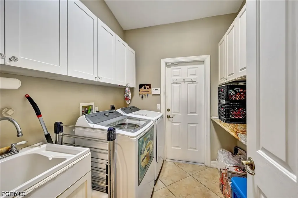 4301 NW 33rd Street Cape Coral FL 33993