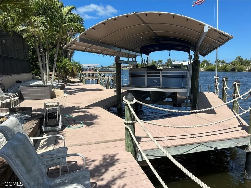 4301 NW 33rd Street Cape Coral FL 33993