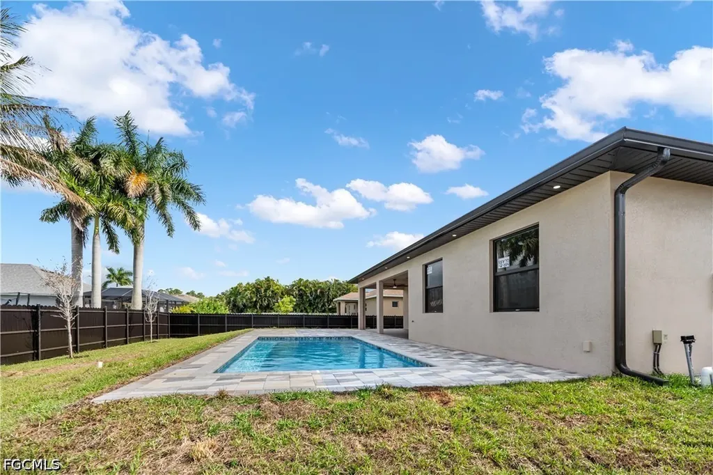 4213 NE 23rd Place Cape Coral FL 33909