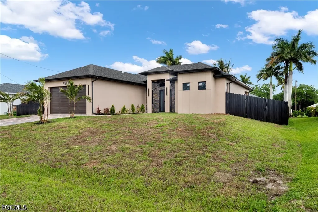 4213 NE 23rd Place Cape Coral FL 33909