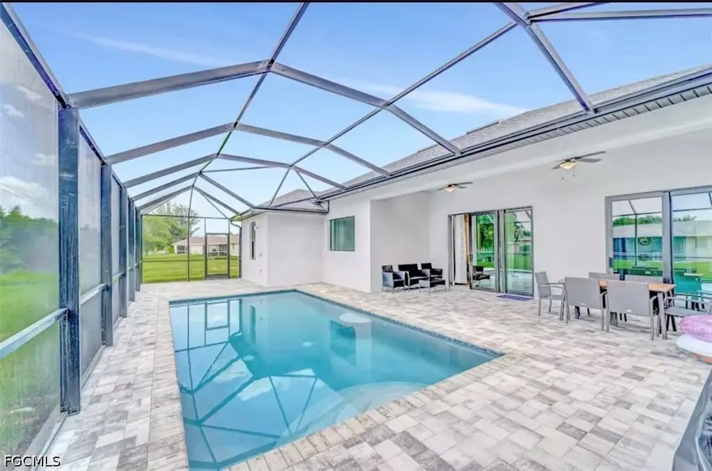 3222 SW Santa Barbara Place Cape Coral FL 33914