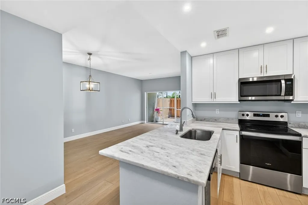 4109 Bellasol Circle Fort Myers FL 33916